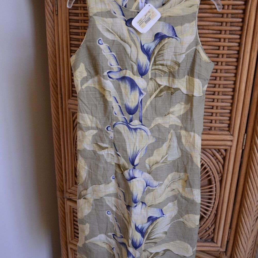 womans sundress
